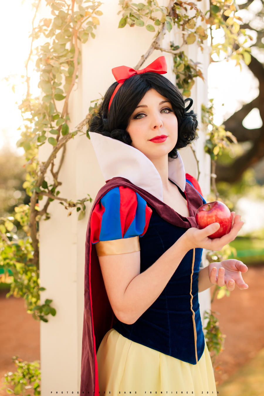 dress cosplay Snow white