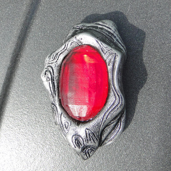 Devil trigger Amulate Devil_may_cry___dante__s_amulet___clear_gem_by_meowymeowmeow-d5elfc8