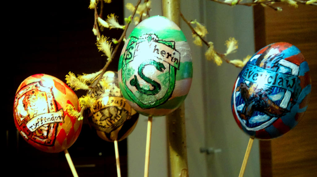 Harry Potter Easter Eggs! by amu-ka
