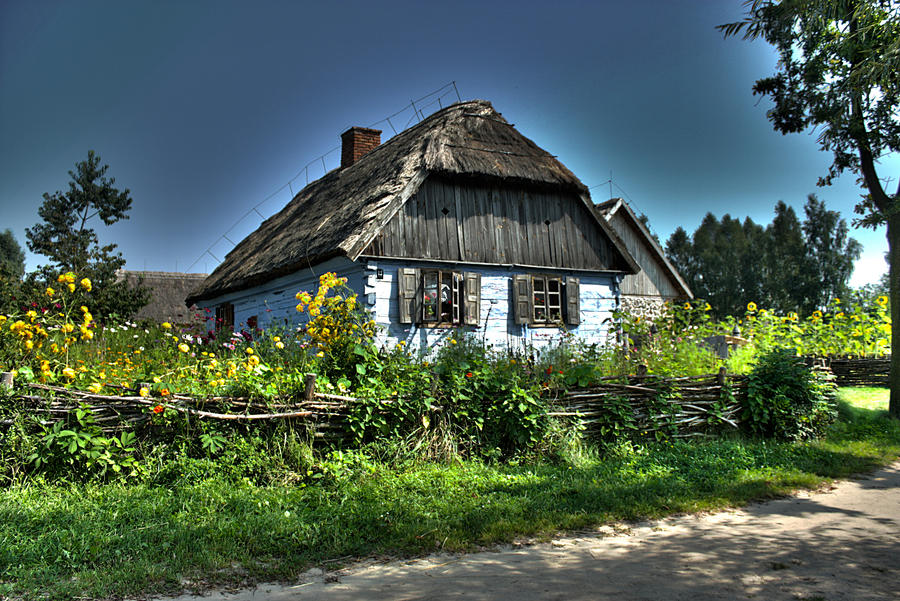 cottage II by redreddaisy on DeviantArt