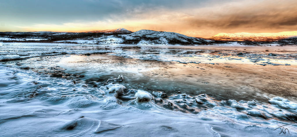Роскошные пейзажи Норвегии - Страница 34 Surrealistic_winter_by_torivarn-d5t4ma6