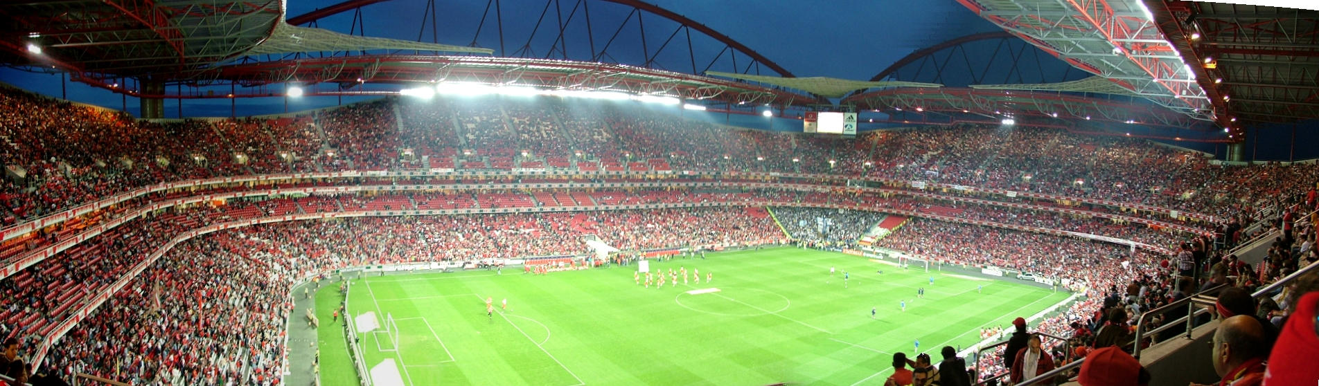 Benfica vs. Porto Panoramic by Gillus on DeviantArt