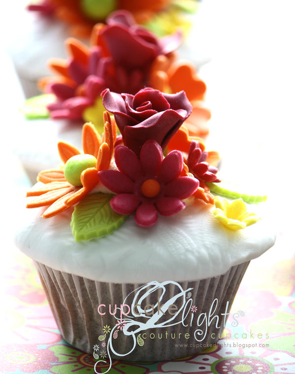 bright and summery cuppies by ZaLita on DeviantArt