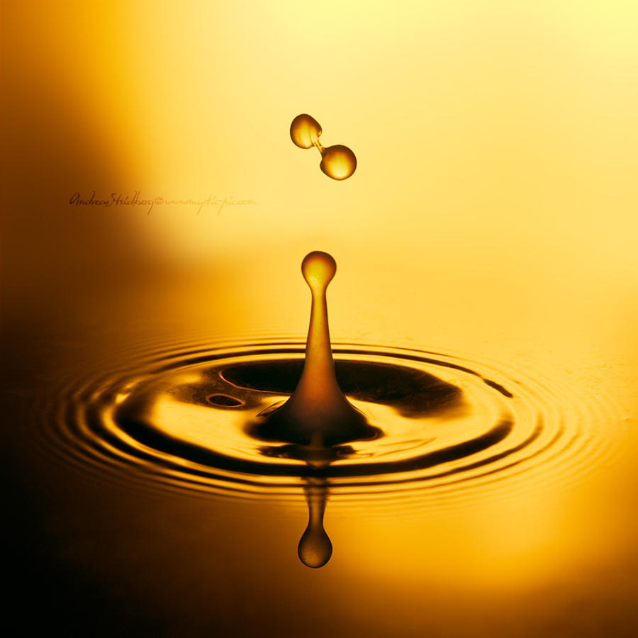 Golden Drop by Stridsberg on DeviantArt