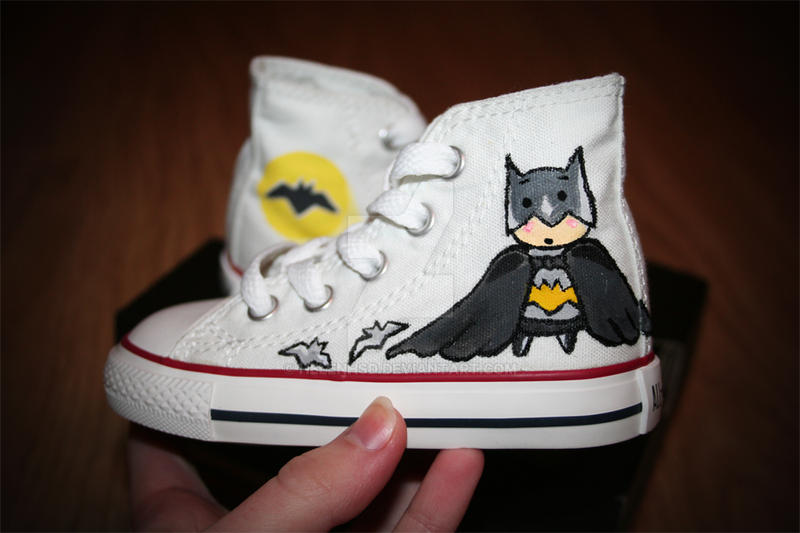 Batman Baby Shoes by Helenhsd on DeviantArt