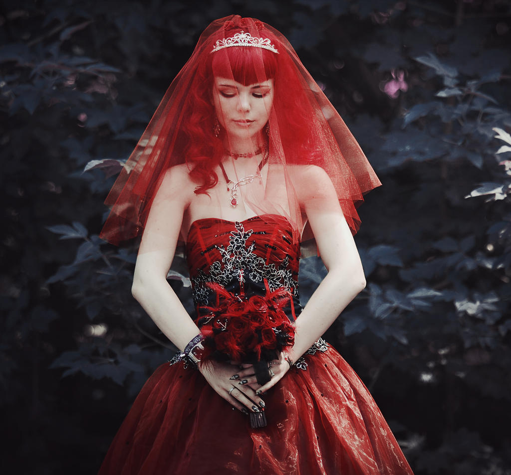 Die rote Braut 4 by 13-Melissa-Salvatore on DeviantArt