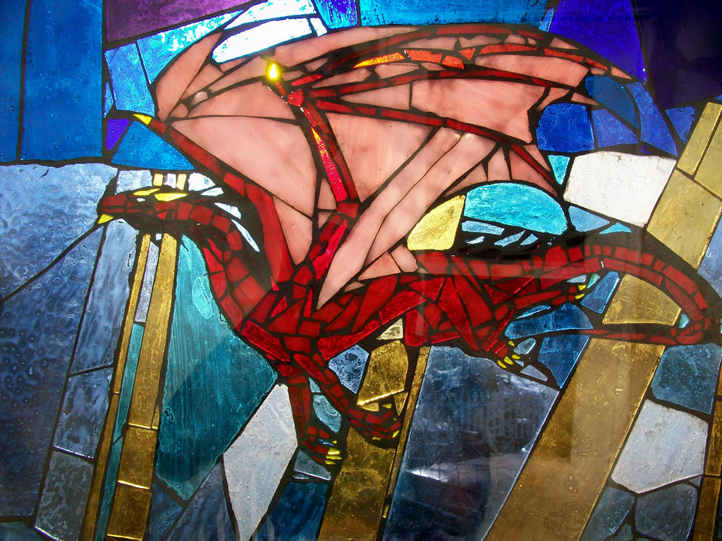 crimson_dragon___stained_glass_by_belinofente-d4viex0.jpg
